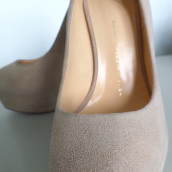 Giuseppe Zanotti Beige Suede Platforms - Picture 2 of 4